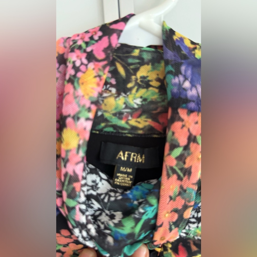 AFRM floral crop top with sheer sleeves - Picture 4 of 5